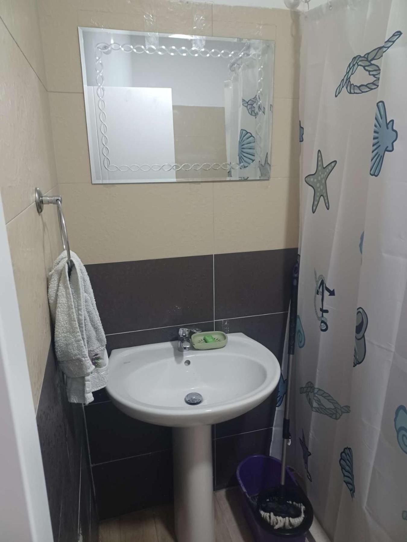 Losi Apartments Sakes Екстериор снимка